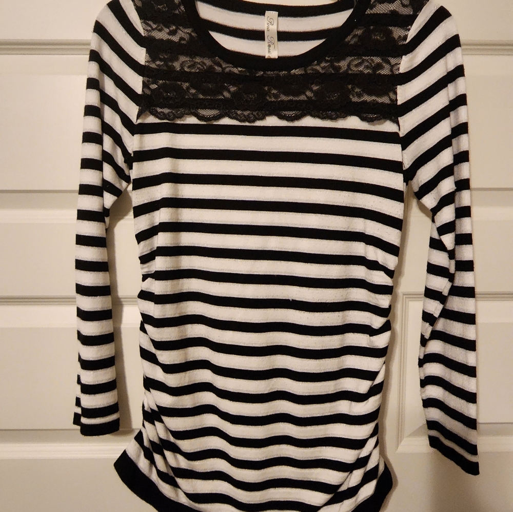Maternity shirt